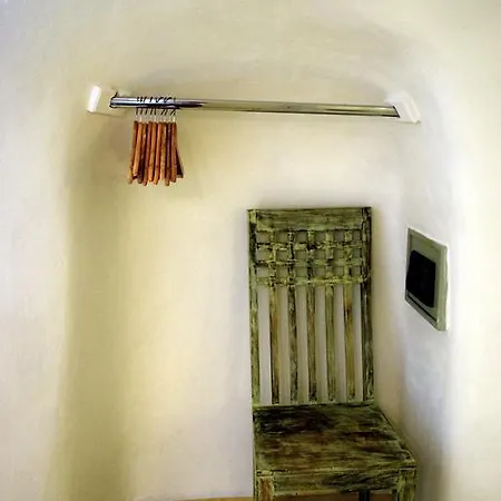 Captain John Oia-caldera,sunset & Volvano View 伊亚