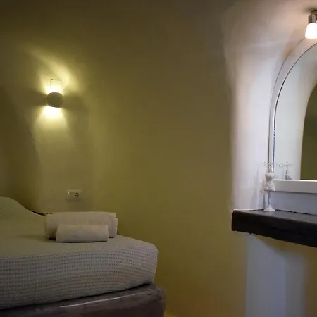 公寓 Captain John Oia-caldera,sunset & Volvano View 伊亚