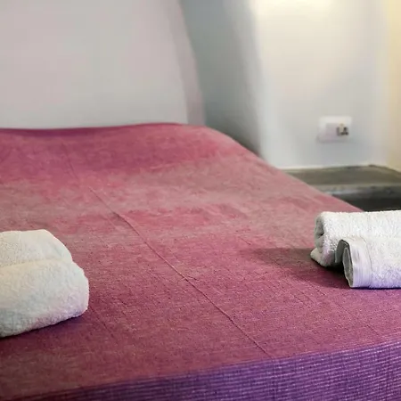 Captain John Oia-caldera,sunset & Volvano View 公寓