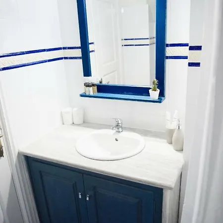 公寓 Captain John Oia-caldera,sunset & Volvano View 伊亚