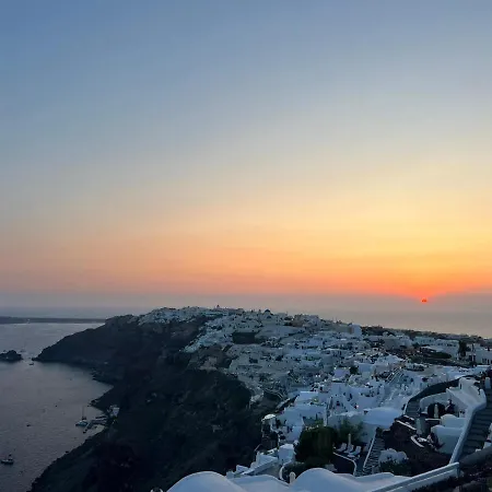 Captain John - Caldera & Sunset View Apartamento