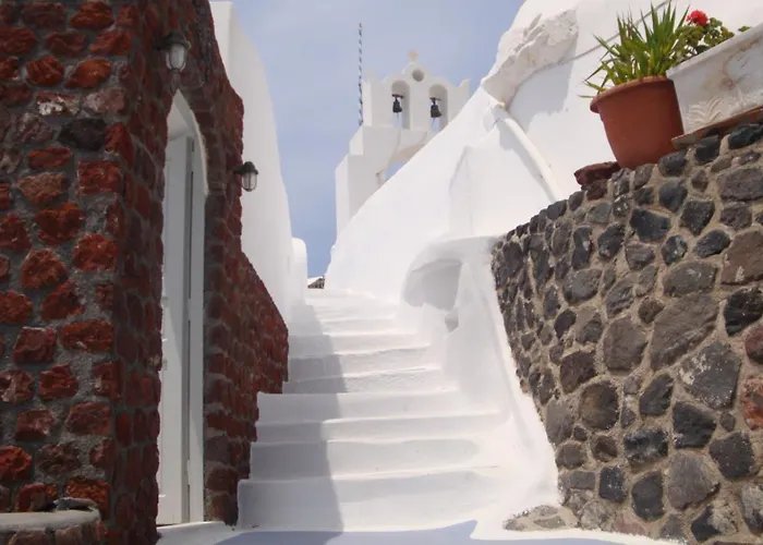 Captain John Oia Cave Houses - Sunset & Caldera Views