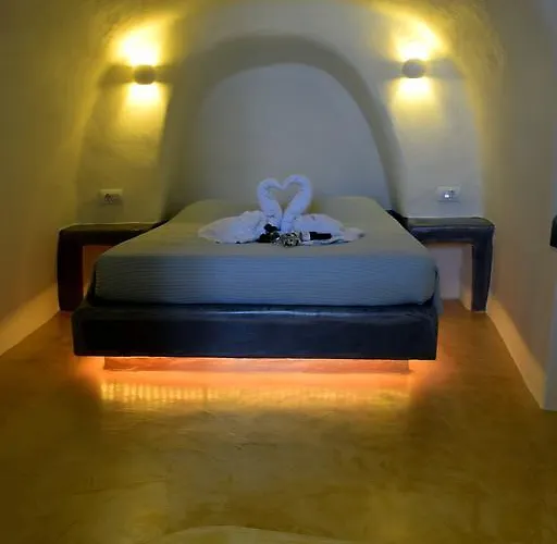 Captain John Oia Cave Houses - Sunset & Caldera Views Oia