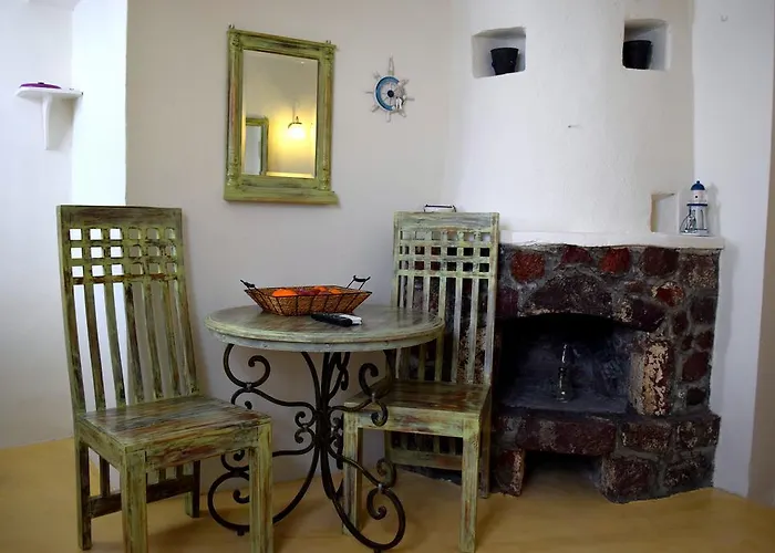 Captain John Oia Cave Houses - Sunset & Caldera Views *