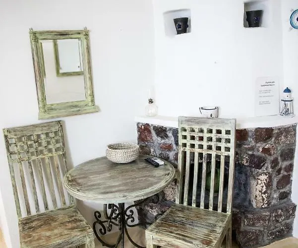 Captain John Oia Cave Houses - Sunset & Caldera Views *