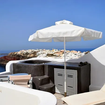 Captain John Oia-caldera,sunset & Volvano View Apartment