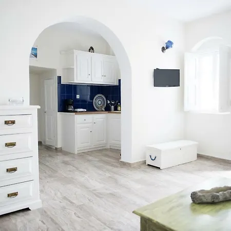 Apartment Captain John Oia-caldera,sunset & Volvano View